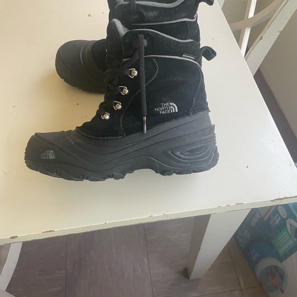 North face winter boot